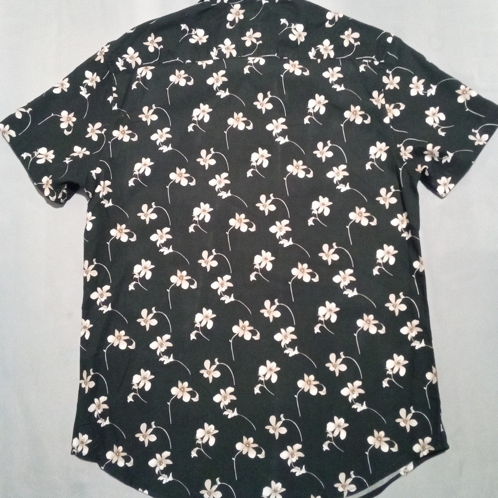 Black Floral Men's Casual Shirt - Picture 2 of 3